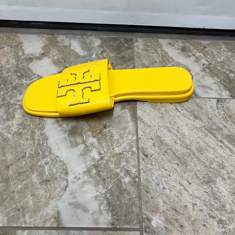 Tory Burch Double T Sport Women's Leather Slide Sandals Yellow Mustard SIZE 9.5 - Picture 3 of 8